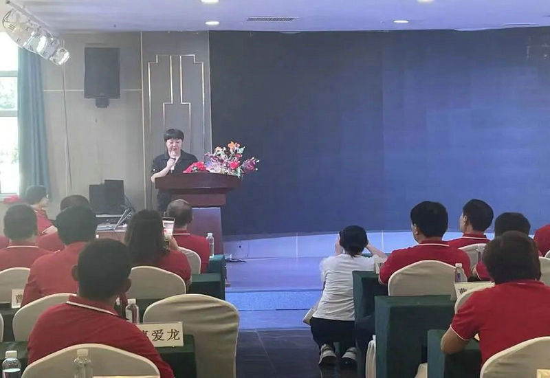 第七届曹氏企业家联合会全国代表大会在内蒙古兴和胜利召开 第七届曹氏企业家联合会全国代表大会在内蒙古兴和胜利召开