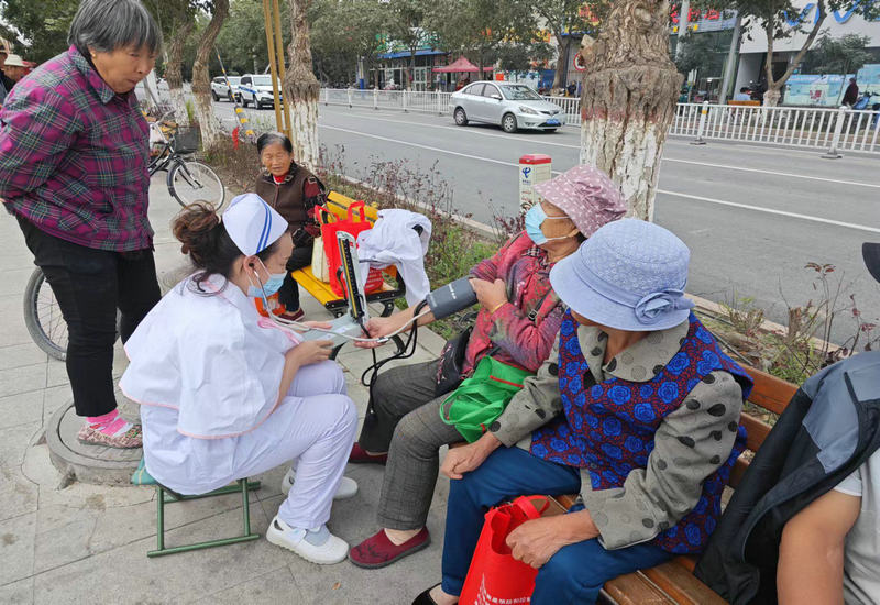 和硕县卫生健康委员会开展“九一八”纪念日义诊活动 和硕县卫生健康委员会开展“九一八”纪念日义诊活动
