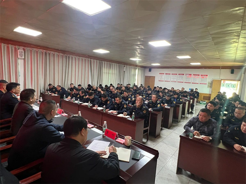 萍乡市上栗县城市管理局召开机关干部会议