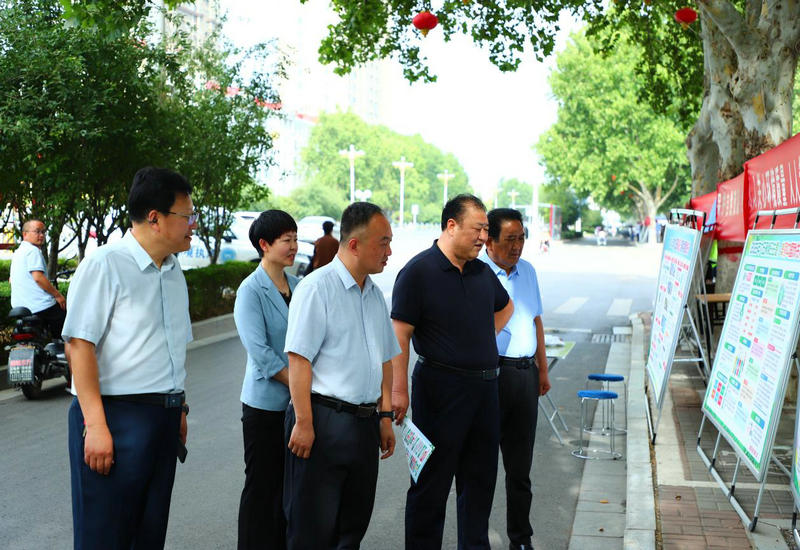 向绿而行,共赴美好——叶县举行2025年“六五环境日”主题宣传活动 向绿而行,共赴美好——叶县举行2025年“六五环境日”主题宣传活动