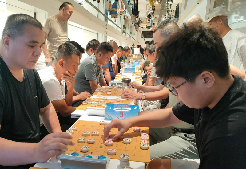 楚河汉界燃烽火 象棋总决赛弈动智能生活馆 楚河汉界燃烽火 象棋总决赛弈动智能生活馆