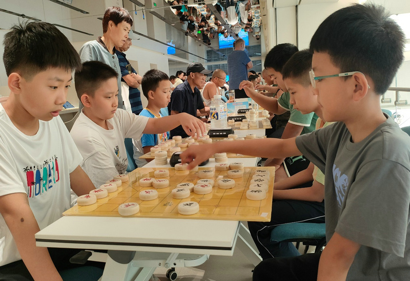楚河汉界燃烽火 象棋总决赛弈动智能生活馆 楚河汉界燃烽火 象棋总决赛弈动智能生活馆
