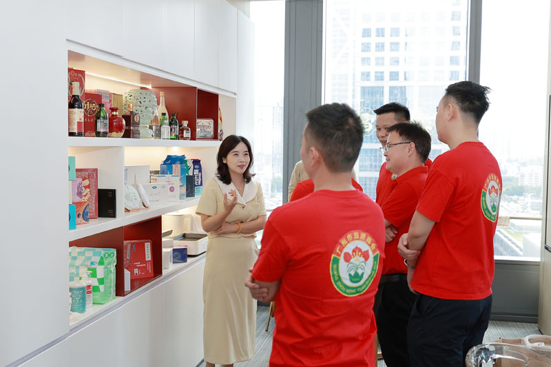 广州市翁源商会双线交流 共绘青年协作宏伟蓝图 广州市翁源商会双线交流 共绘青年协作宏伟蓝图
