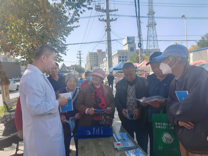 和硕县聚焦青少年群体开展世界精神卫生日主题宣传活动