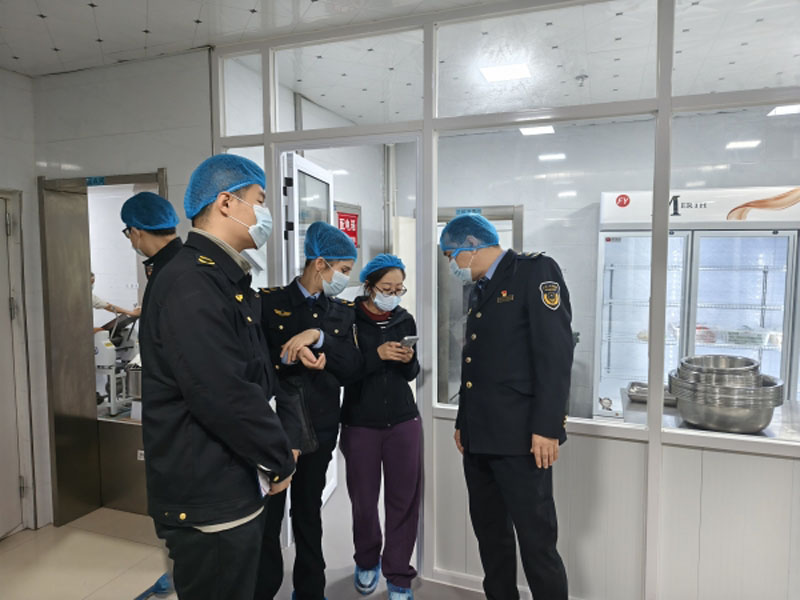 �����커��У԰����ⰲ������ʦ����ʳ��ȫ����