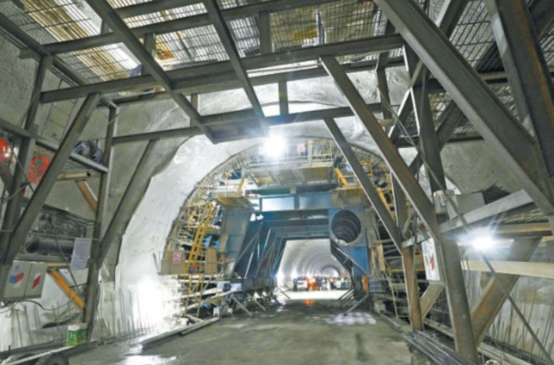 108新线高速打通首条隧道 长达1760米 采用双向四车道