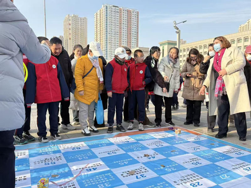 ������У�����ʢ�������� �ܷ����������