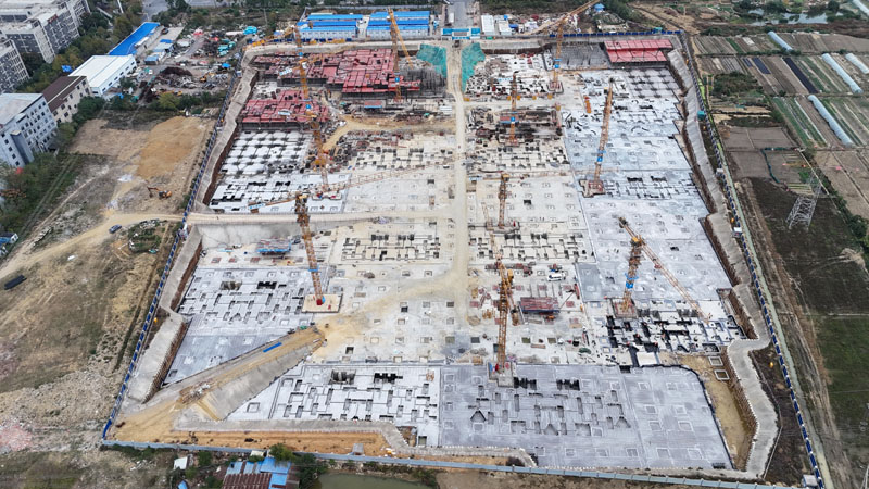 �ϲ����������д������Ŀ�׶�ͻ�� �������㡱