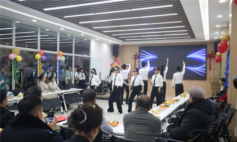 �½����ޣ��´����ա����ˣ��������衱��ͬ��Բ