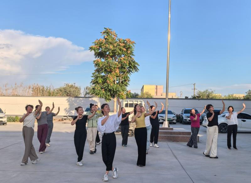 ���ʿ˶��磺����Ϊ̨�����������»���