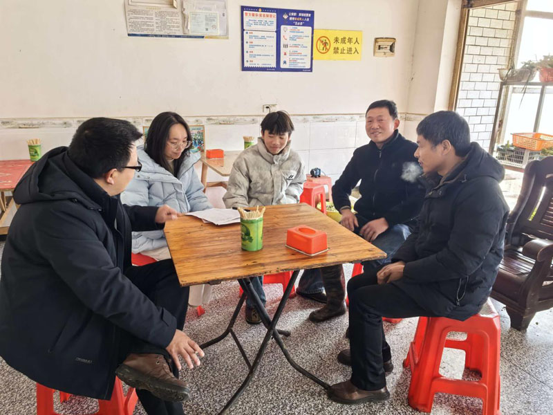 ������ɽƺ����ѧ��չ��ʦ����ǰ��ҷû