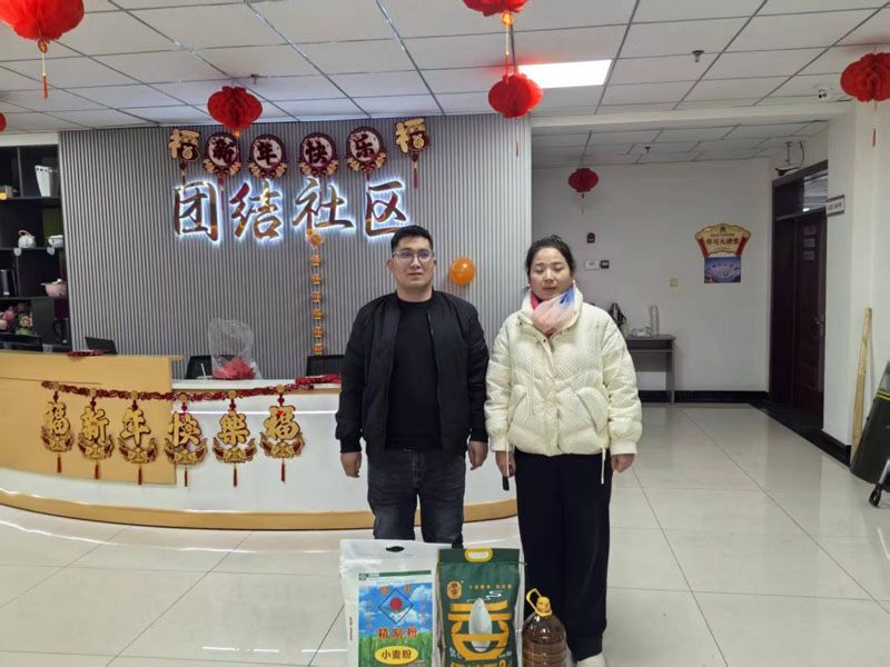 ����������Ž�������չ����ǰ�߷�ο�ʻ