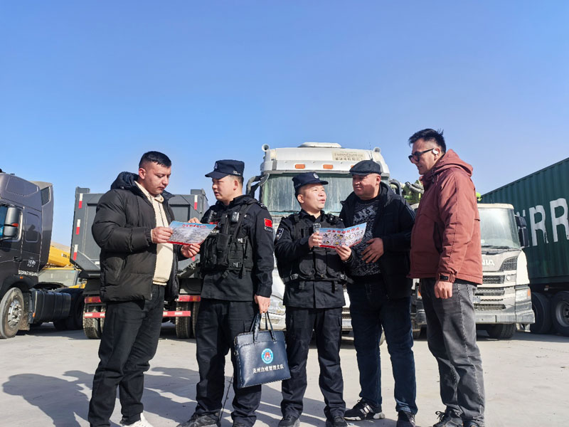 ���λ���ƽ���� ��ů�ڰ�����Բ