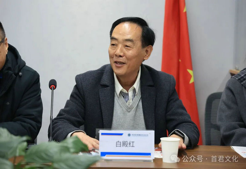 н���׷�  ӵ��ů���Ǻ����׷澫����ữӵ��������̸��