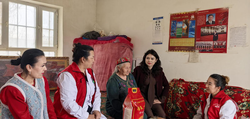 ��ĩ�ذ�������ѧ�׷�־Ը����ů���� ��۷ܽ�����