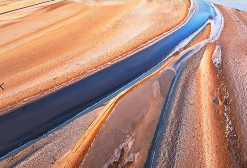 ��ѧ�������׸��ƺӵ�ʫ�������л�