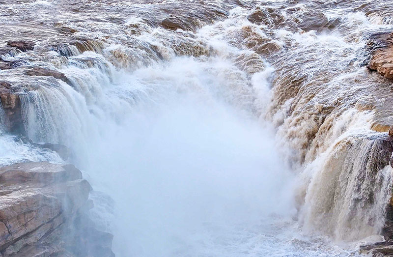 ��ѧ�������׸��ƺӵ�ʫ�������л�