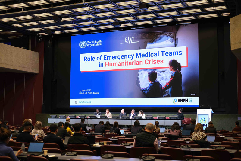 ���Ϲ��˵�����Ļ  ȫ�����깲��AI���˵�δ��