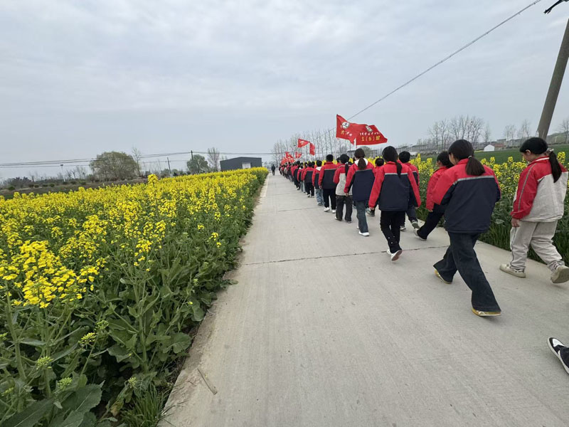 ���������ѧ���������ߵ�˼���Ρ������ڼ�ɨ�