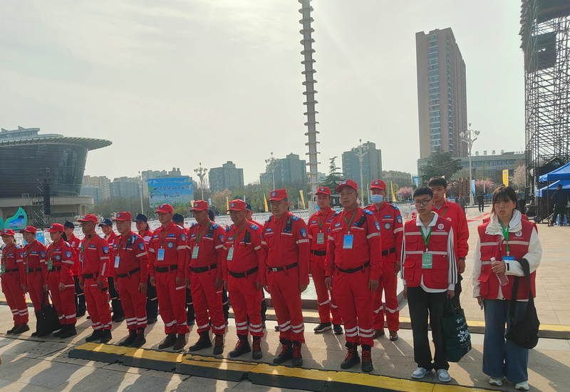 �涼�����׷澫�� ־Ը���ΰ�ȫ����