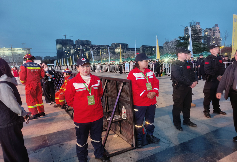 �涼�����׷澫�� ־Ը���ΰ�ȫ����