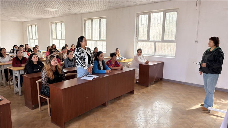 ɫ��������¡���ٿ���ͥ�ҽ̼ҷ罨�蹤����