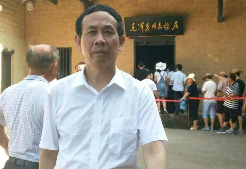 ��ɢ�ġ���ɫ���������иС�