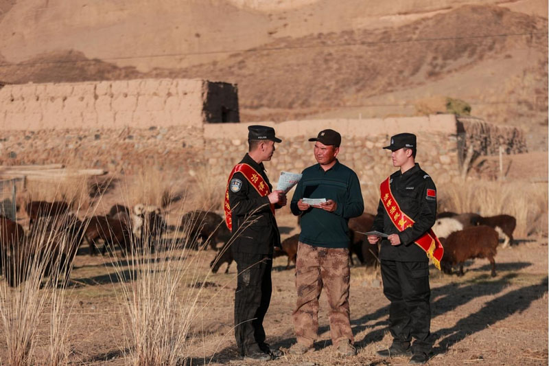 克州:反诈宣传进牧区 守好群众“钱袋子”