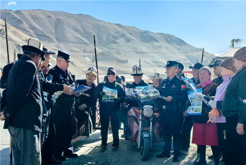 新疆克州:普法护国安 守边筑防线