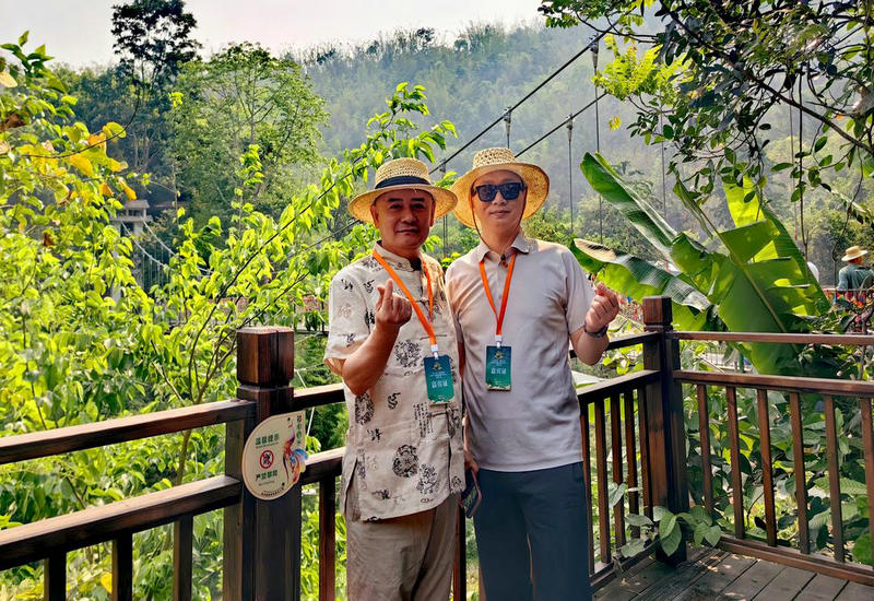 ���⻪��ý��߲�ɷ����߽���˫���� ���������������ȴ�����