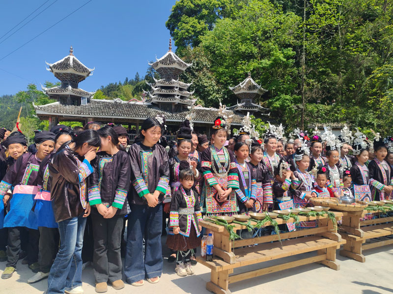 ��ƽ��é���򣺻��Ŵ崫���� ������������ͼ��